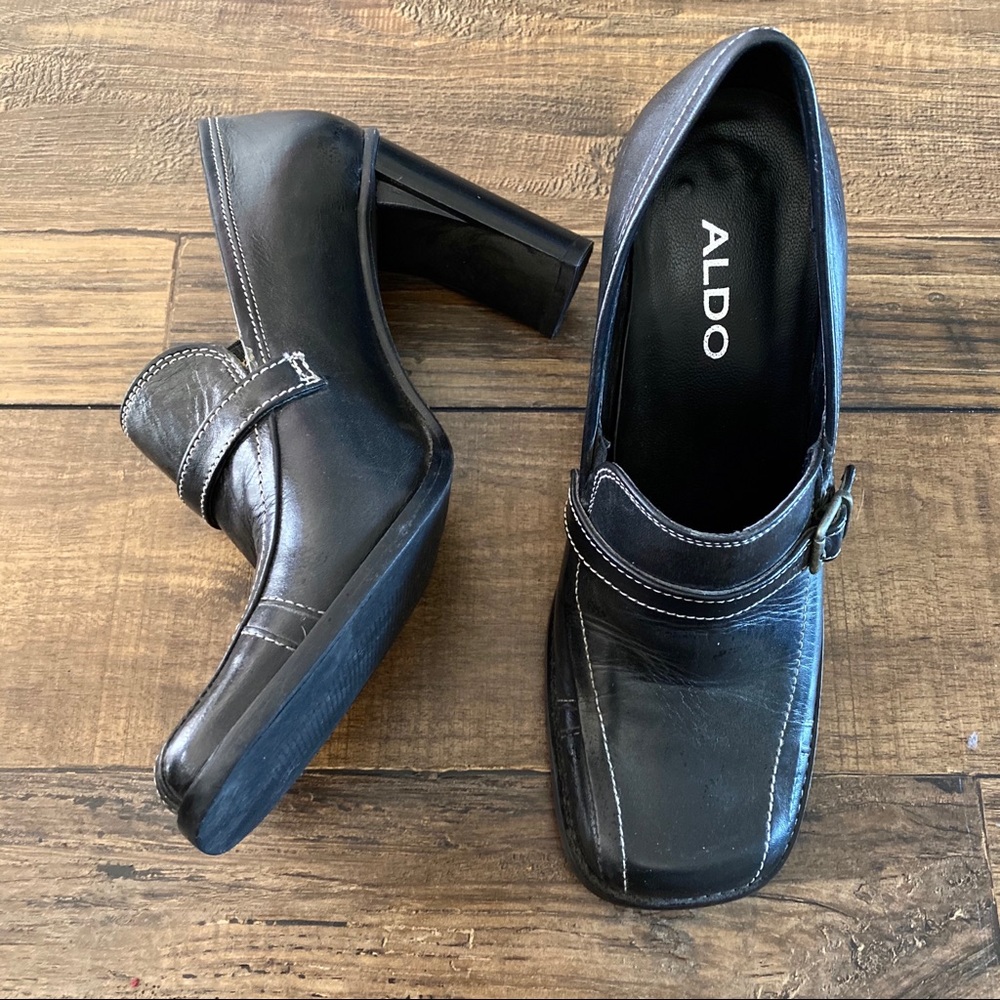 Aldo closed toe heels